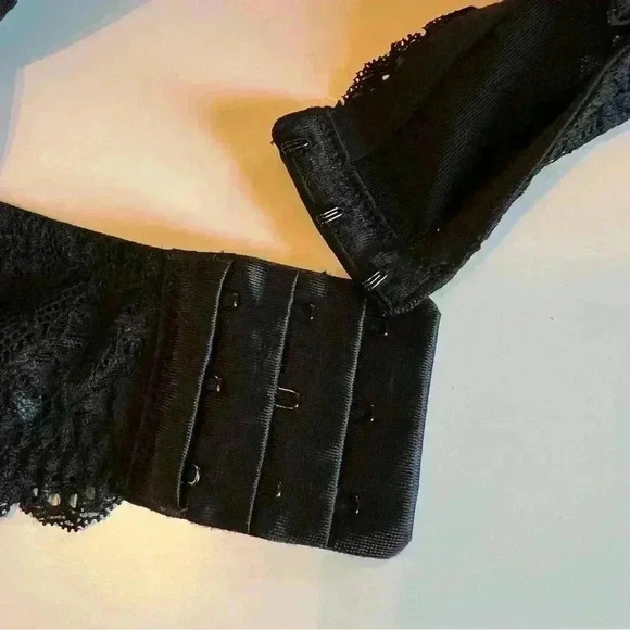 Torrid Black Bra with Lace Trim Full Coverage Size 42C - Picture 4 of 7